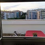 Attico luminoso terrazza Metro A Aria Cond WiFi