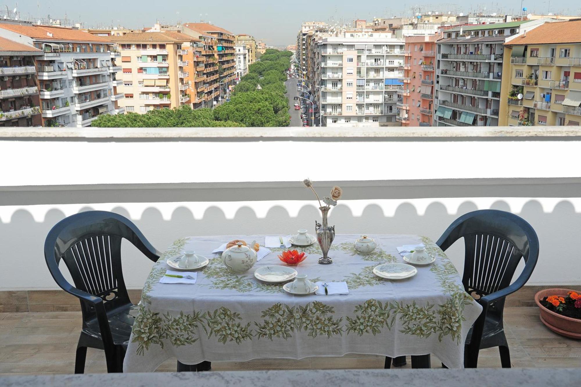 Attico Luminoso Terrazza Metro A Aria Cond Wifi Apartment Rom